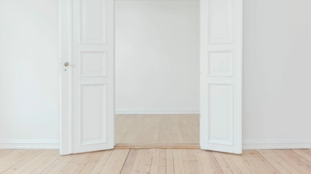 Credit LITs surge back from discounts, but door is closing quickly