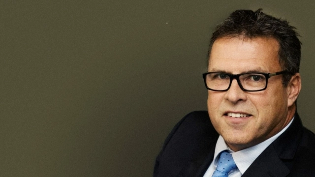 BNK chief executive steps down