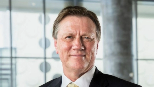 Minister turns back on CSLR as AFCA steps in, looks to cut Dixons membership